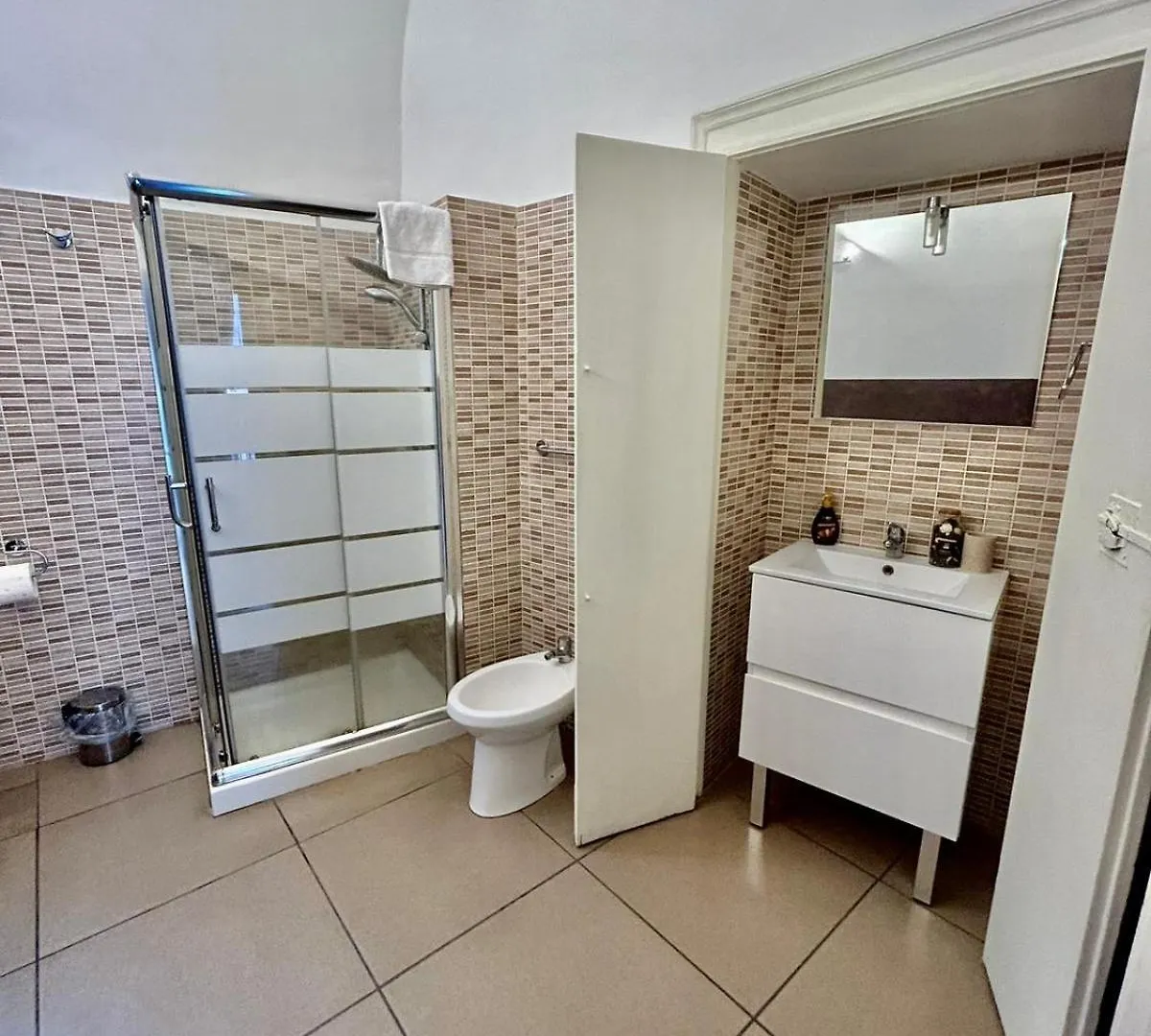 Apartament La Casa Di Gabri Katania 0*,
